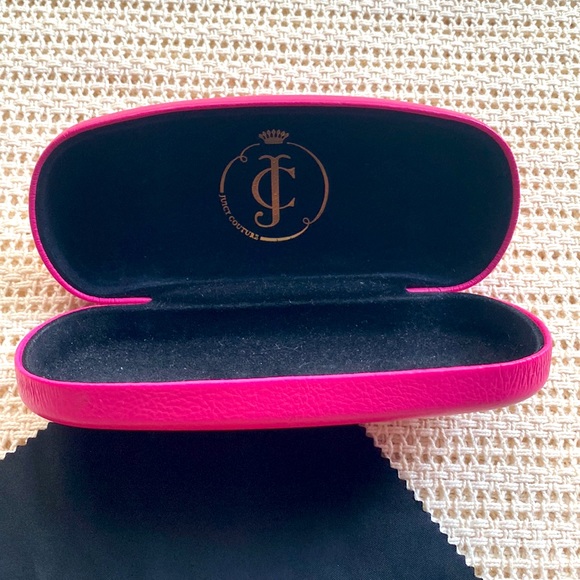 An Authentic Juicy Couture Pink Eye Glass Case with Black Cleaner Wipe ! - Picture 2 of 6